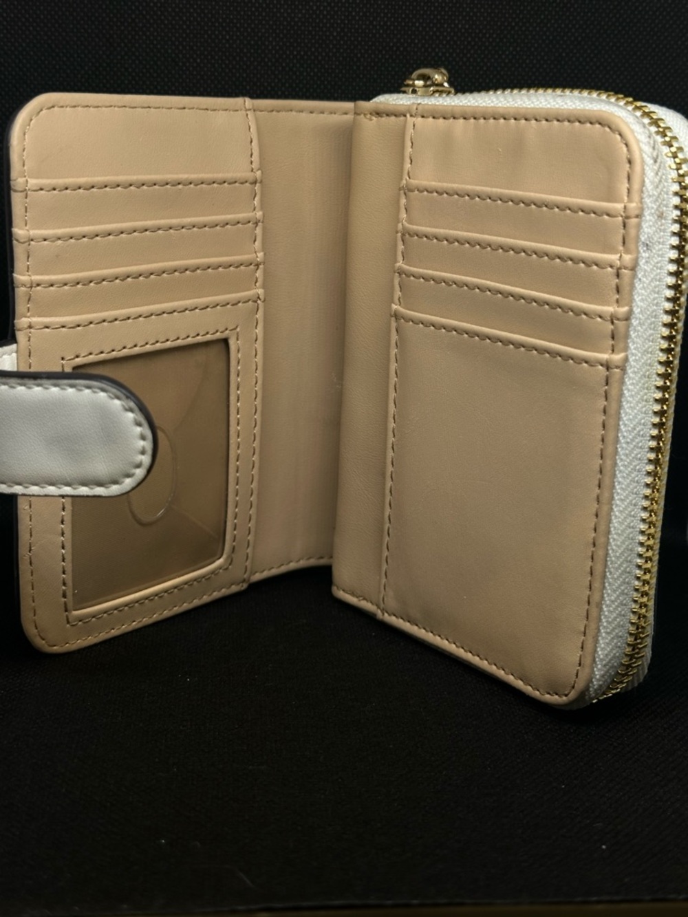 GUESS Cream Compact Wallet - Picture 3 of 5
